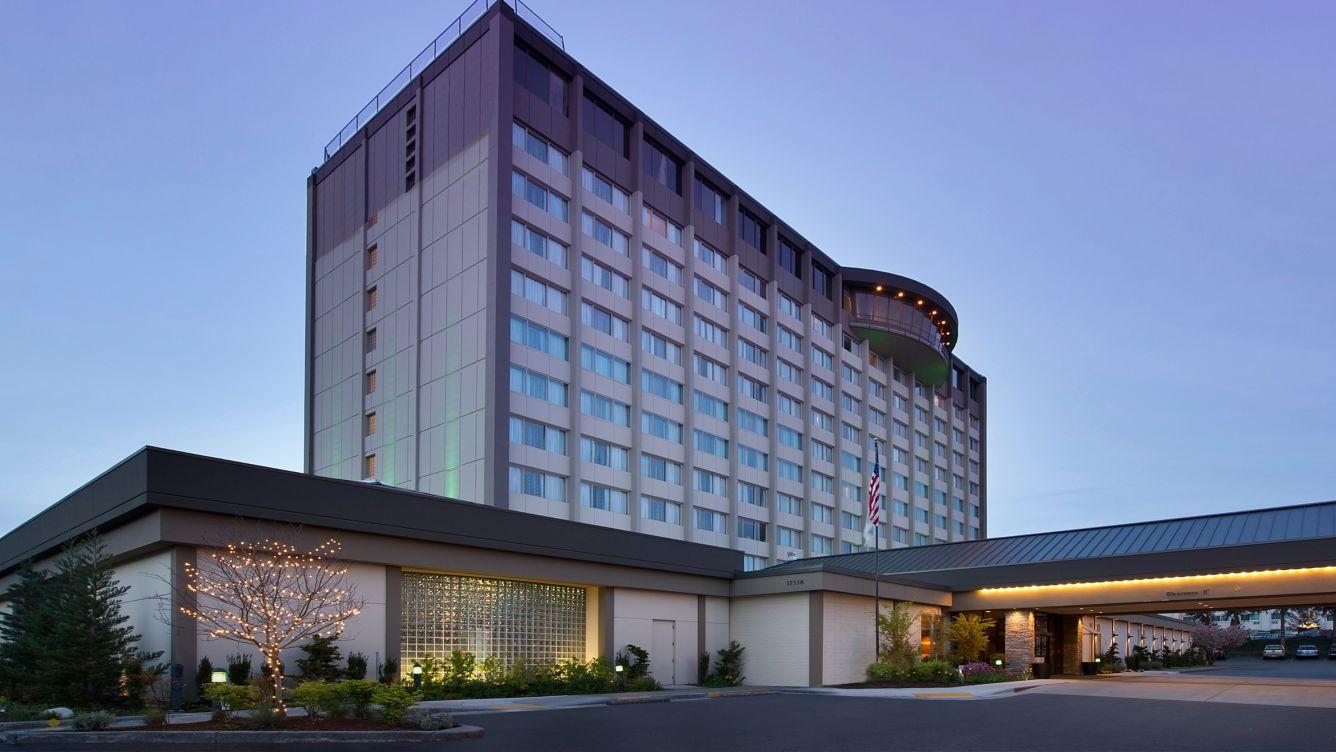 Skybridge Seattle Airport Hotel SeaTac Exterior photo